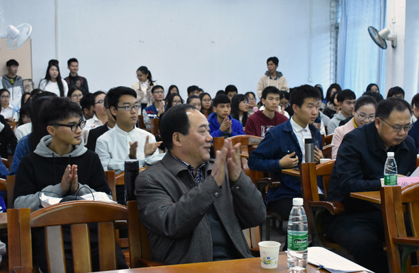 1513931040204573.jpg 复件 2复赛现场.jpg