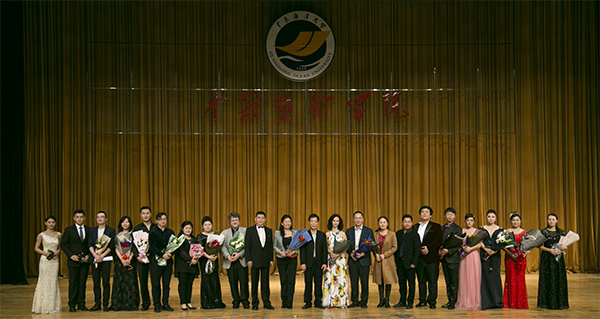 1512352392222474.jpg 合影.jpg