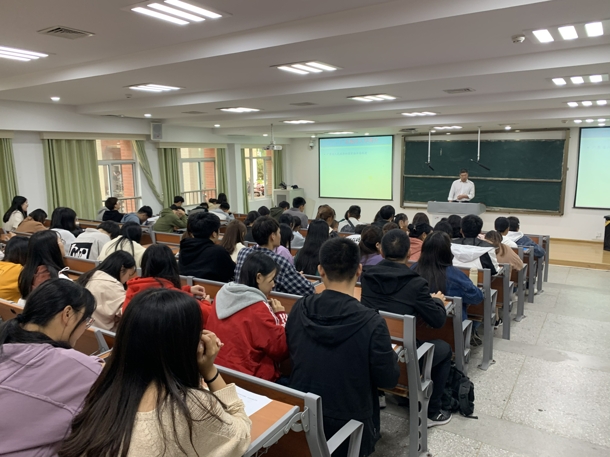 1572337549605887.jpg 2 在淮南师范大学经济与管理学院招生宣讲(发文稿).jpg