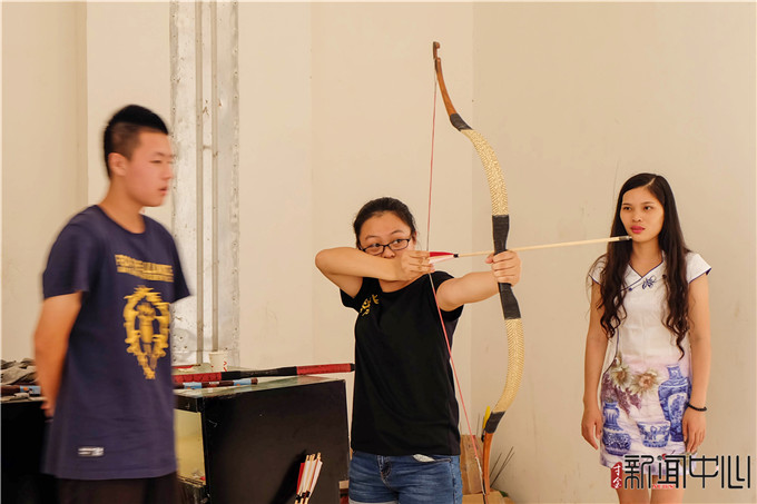 1465866346352989.jpg 0605 汉文化的射箭传统 许建婷摄.jpg