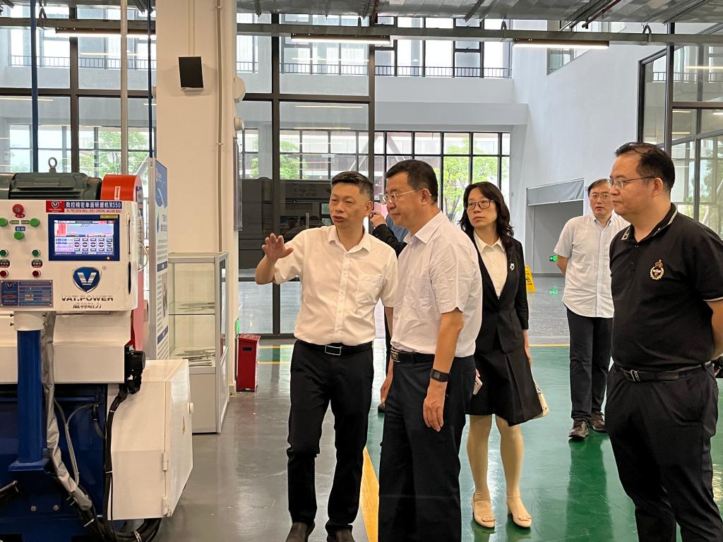 大连海洋大学副校长张国琛一行到机械与能源工程学院访问交流