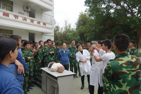 1481850620112541.jpg 工训中心急救演练.jpg
